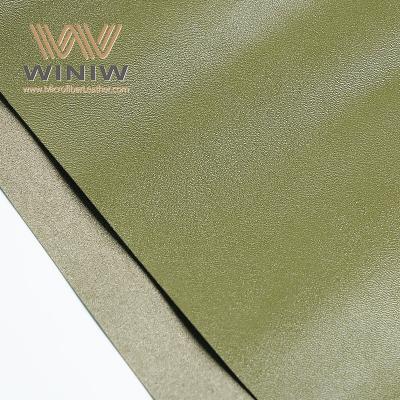 Piel de microfibra resistente a la abrasión para punteras de calzado de trabajo.